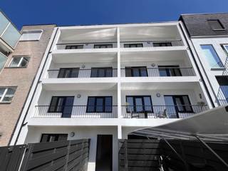 <p>A LOUER - Appartement rénové avec 2 chambres, terrasse et garage - Turnhout centre</p><p>Appartement récemment rénové avec 2 chambres à coucher, cuisine moderne, salle de bain avec baignoire, terrasse ensoleillée et garage privé.<br />Situé dans un endroit privilégié dans le centre de Turnhout, à proximité des magasins et des transports en commun.<br />Efficacité énergétique (EPC A) - frais fixes : seulement €25/mois.</p><br /><br />
