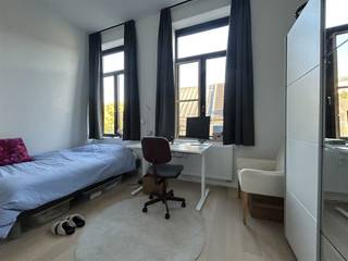 **Vraag uw bezoek aan**Nabij de Leuvense Vismarkt, in een zijstraatje van de uiterst gezellige Mechelsestraat kan je de Penitentienenstraat vinden...