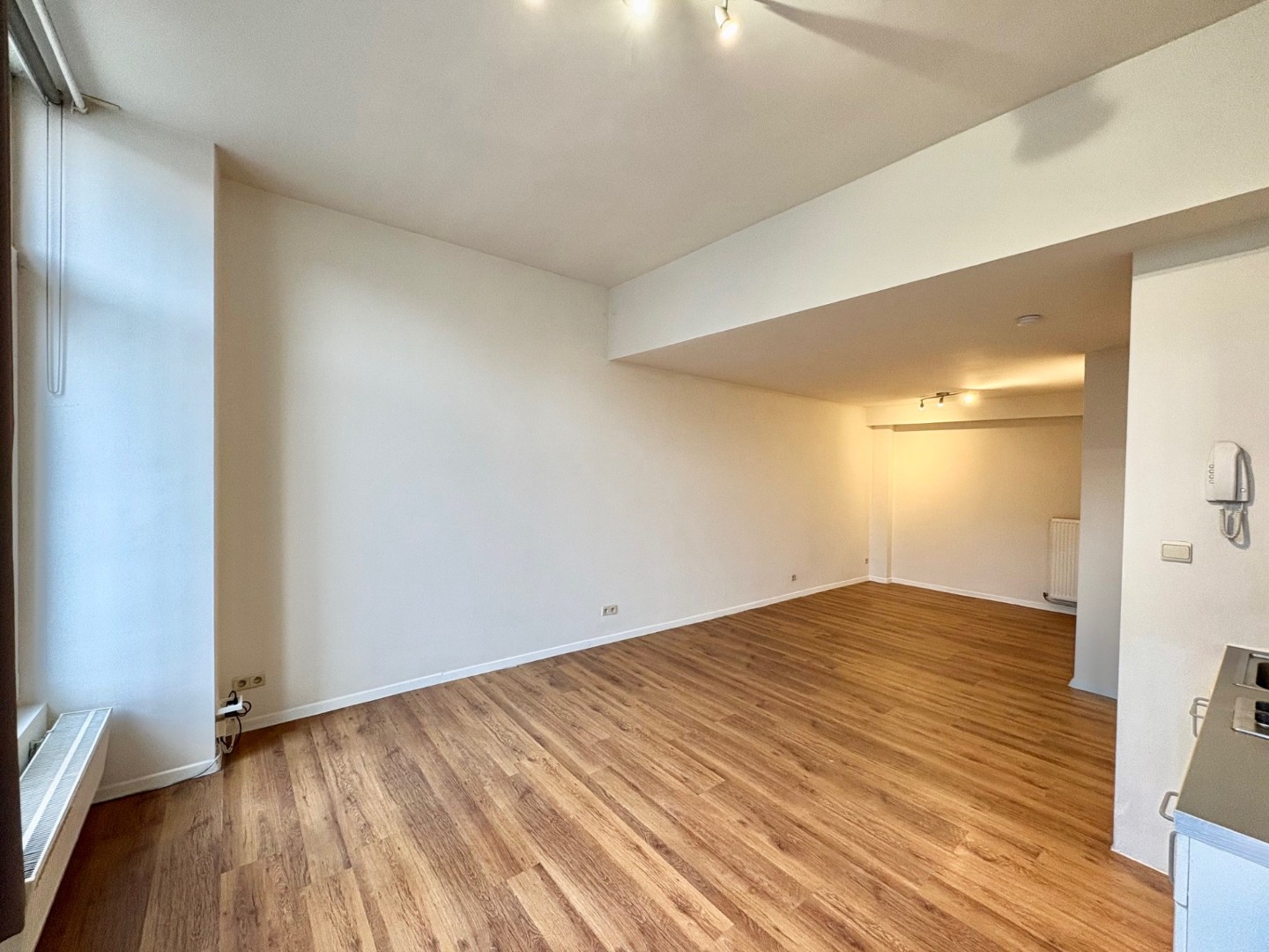 Appartement à louer à Anvers avec 1 chambre - photo 2
