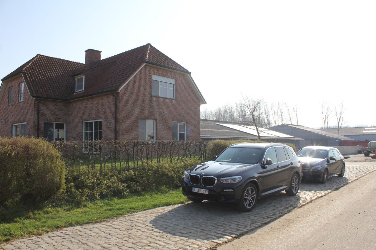 House for sale in Moortsele with 4 bedrooms - photo 4