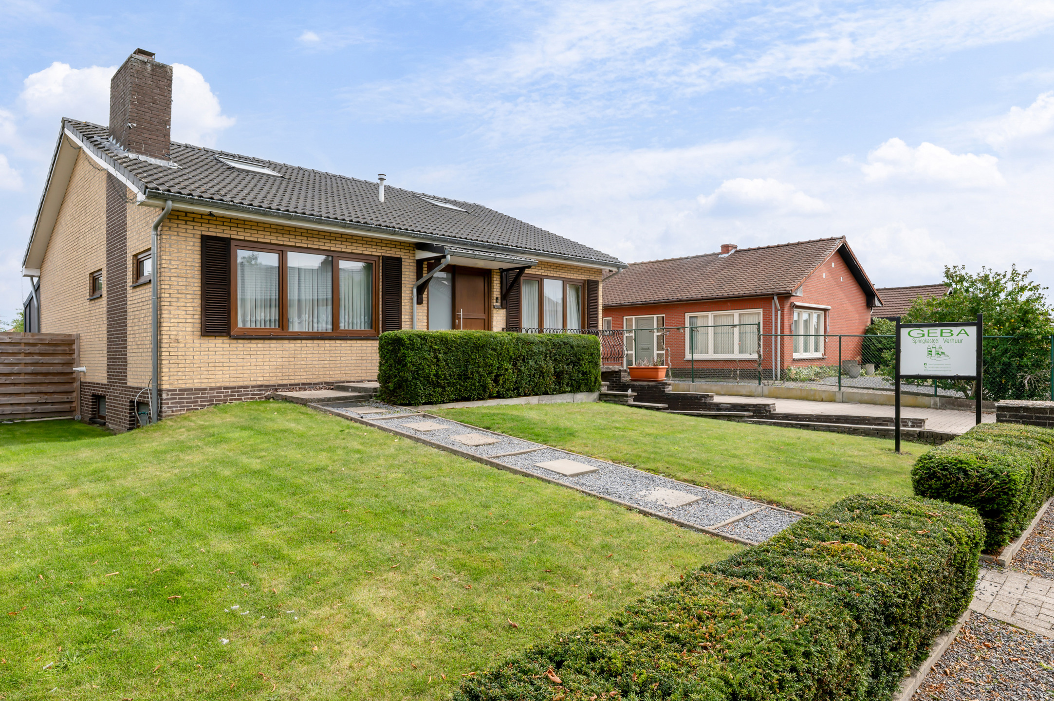 Gerenoveerde woning met 5 slaapkamers en tuin ! - foto 3