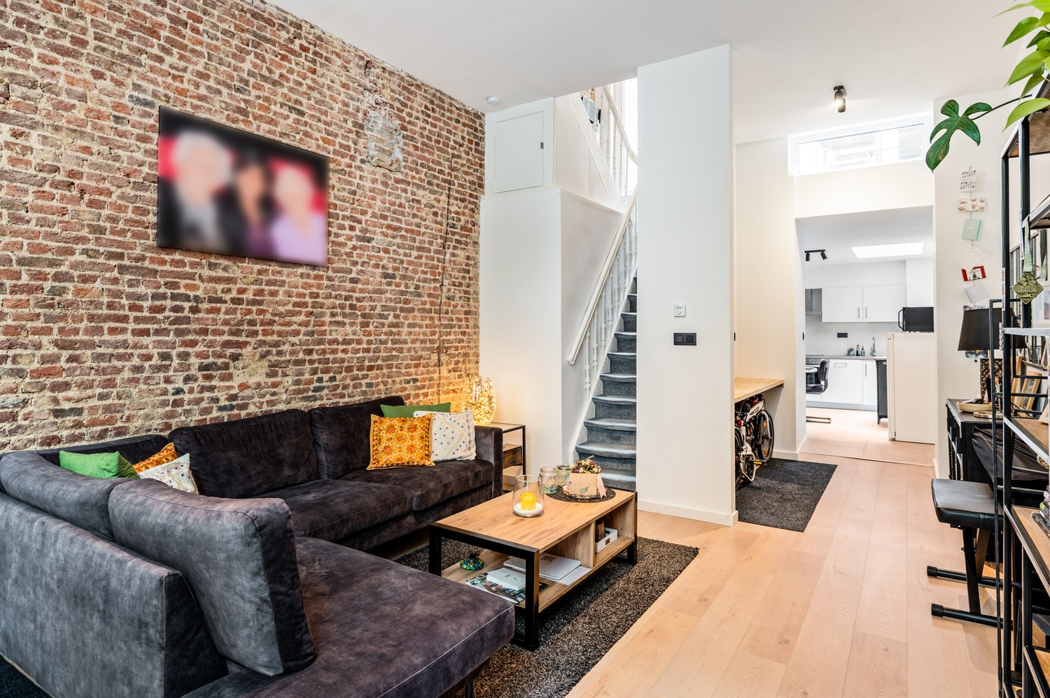 Gezellige, instapklare woning met 3 slaapkamers en terras. - foto 3