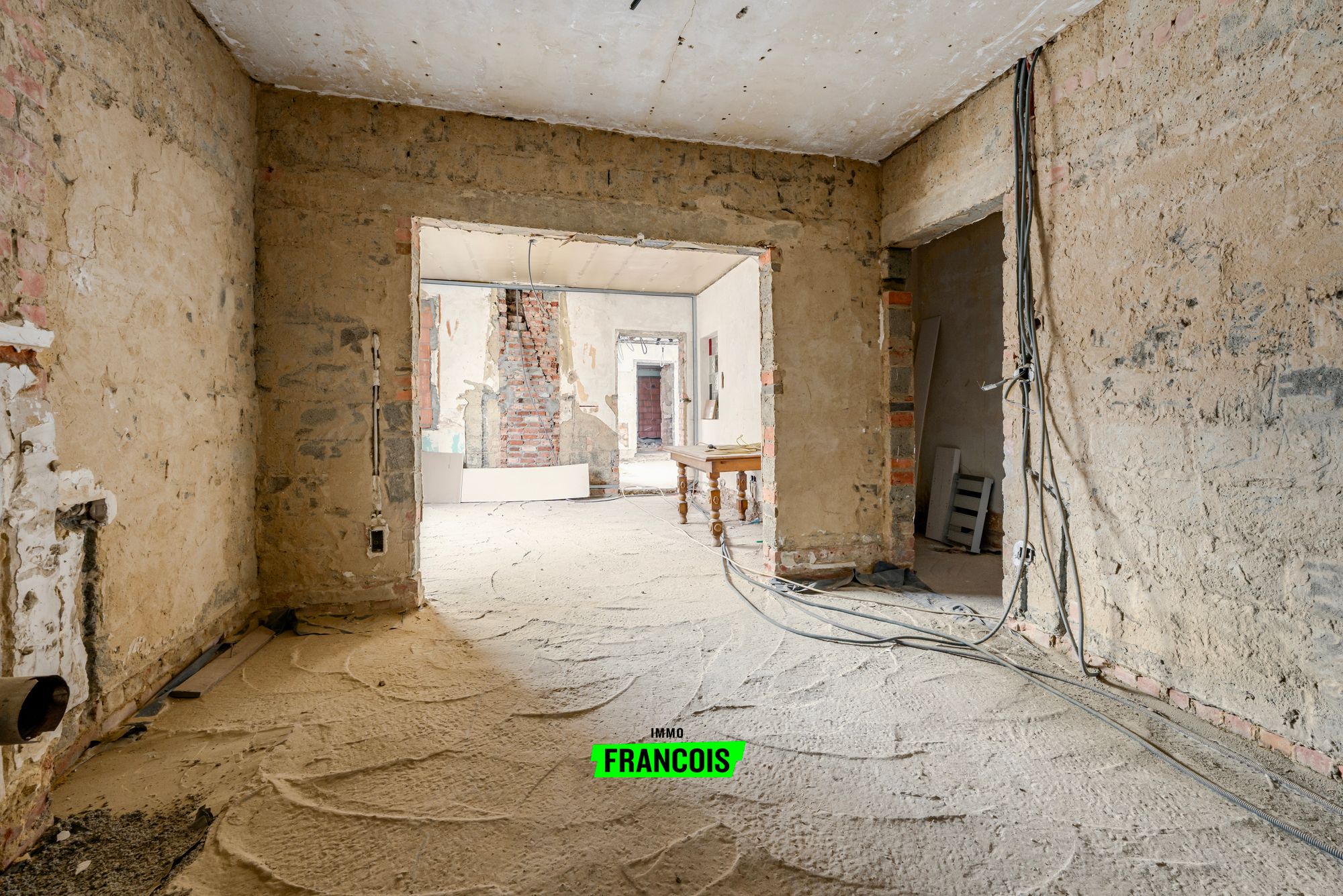 Verder af te werken woning met atelier van 150 m² in Lede - foto 5