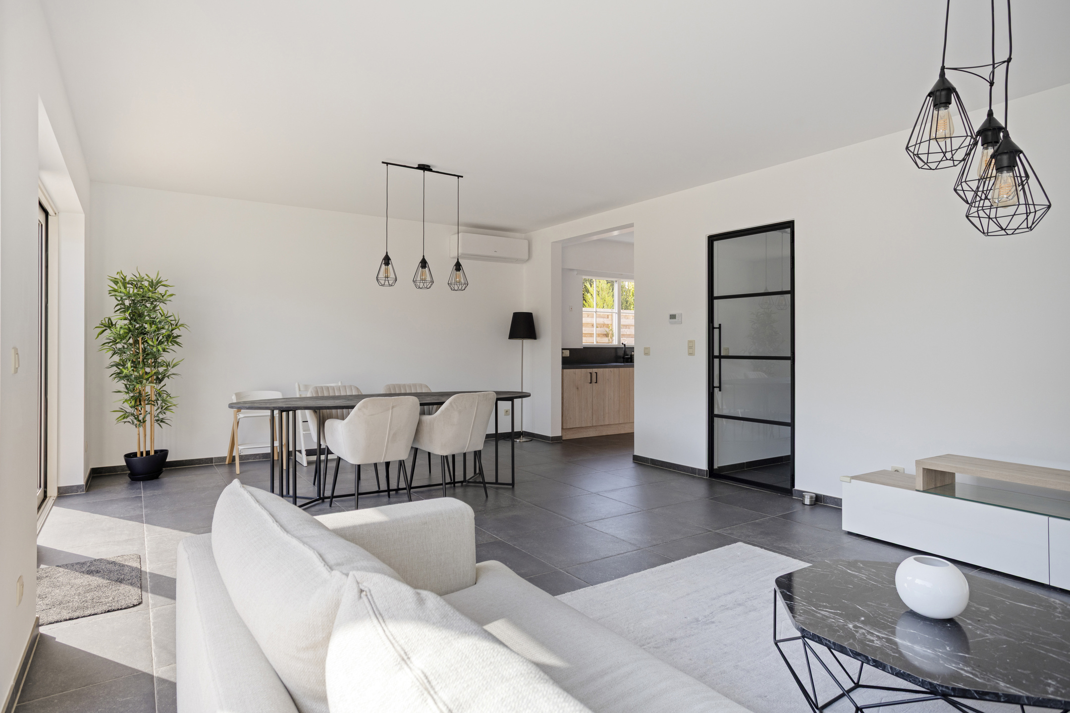 BEN woning met 4 slaapkamers, tuin & garage op toplocatie - foto 4