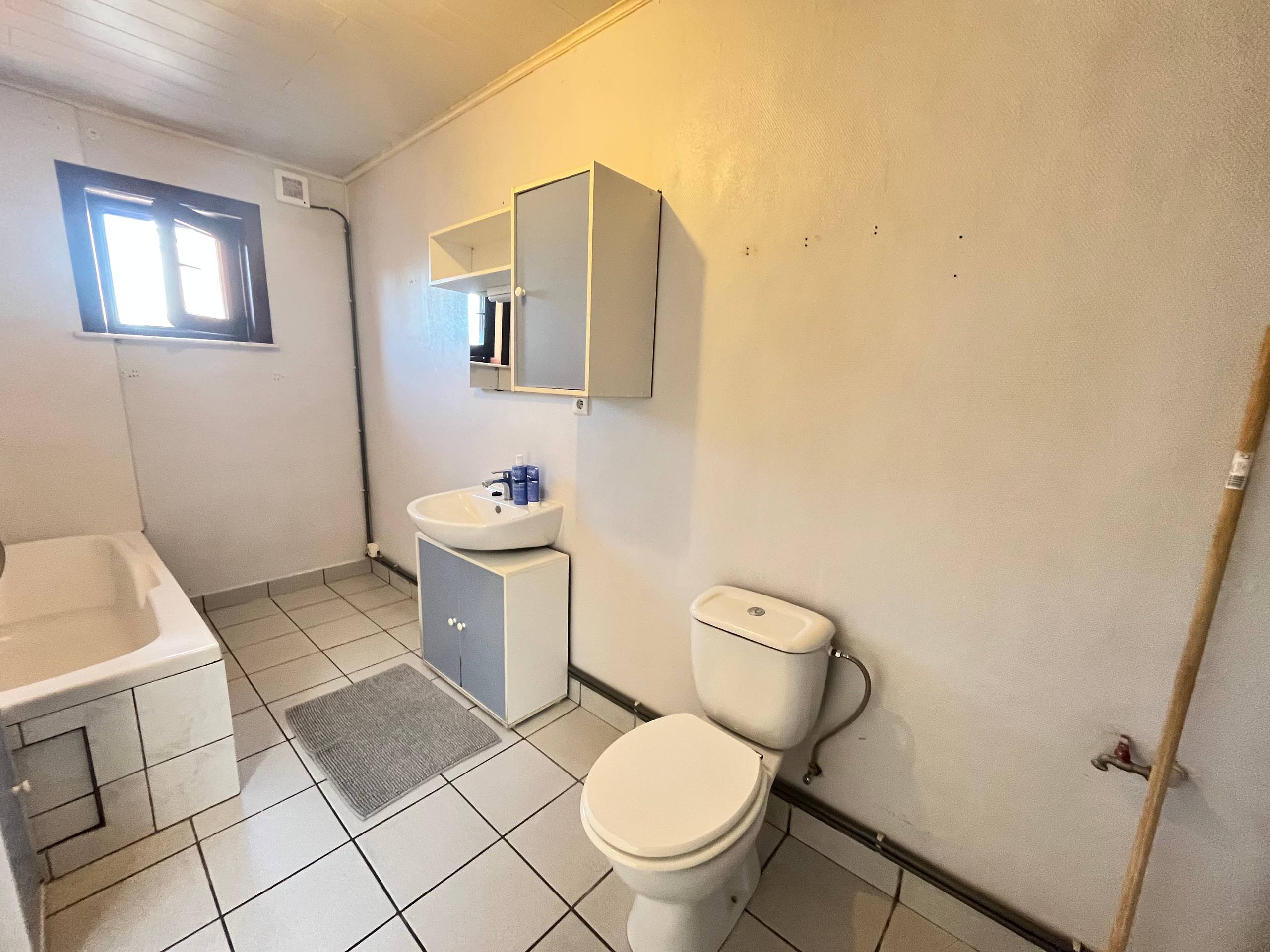 Instapklare woning met 3 slpk en zonnige tuin én uitweg! - foto 5