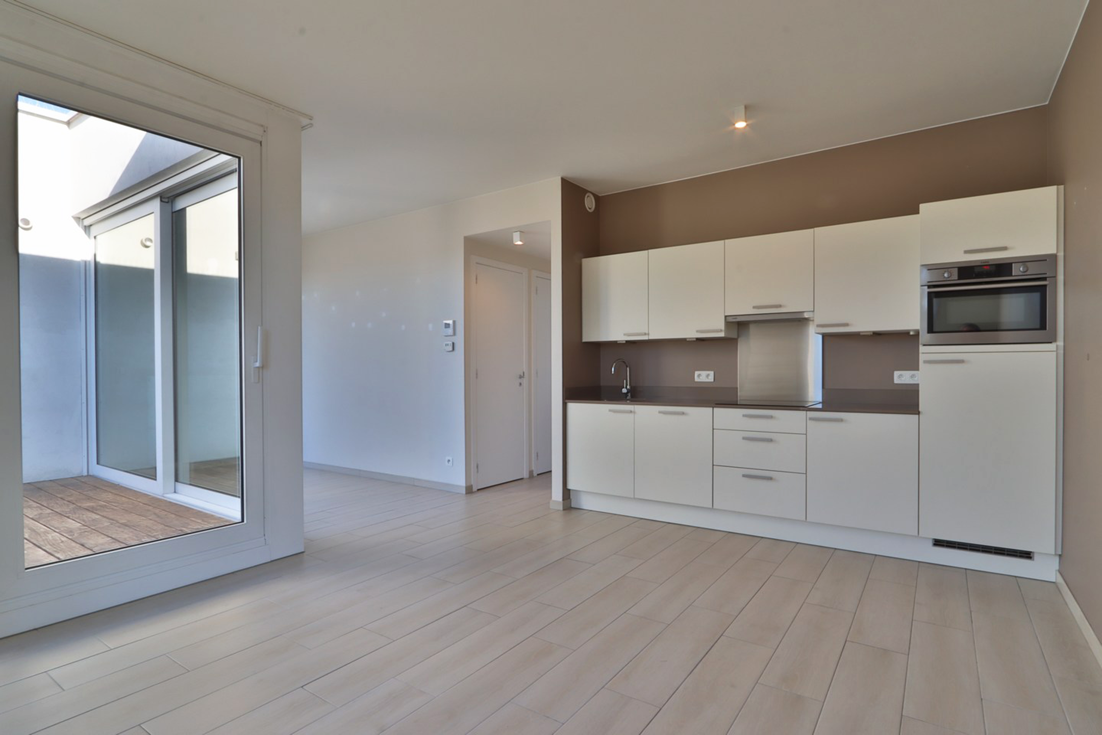 Recent 1-slpk appartement met 2 terrassen in centrum Beveren - foto 3