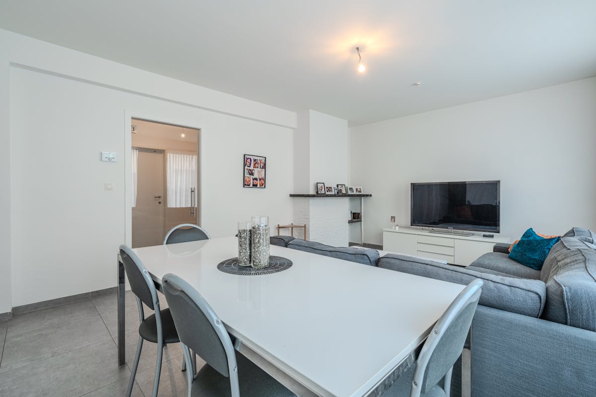 Ground floor 2-bedroom apartment in Ostend (Stene) - photo 4