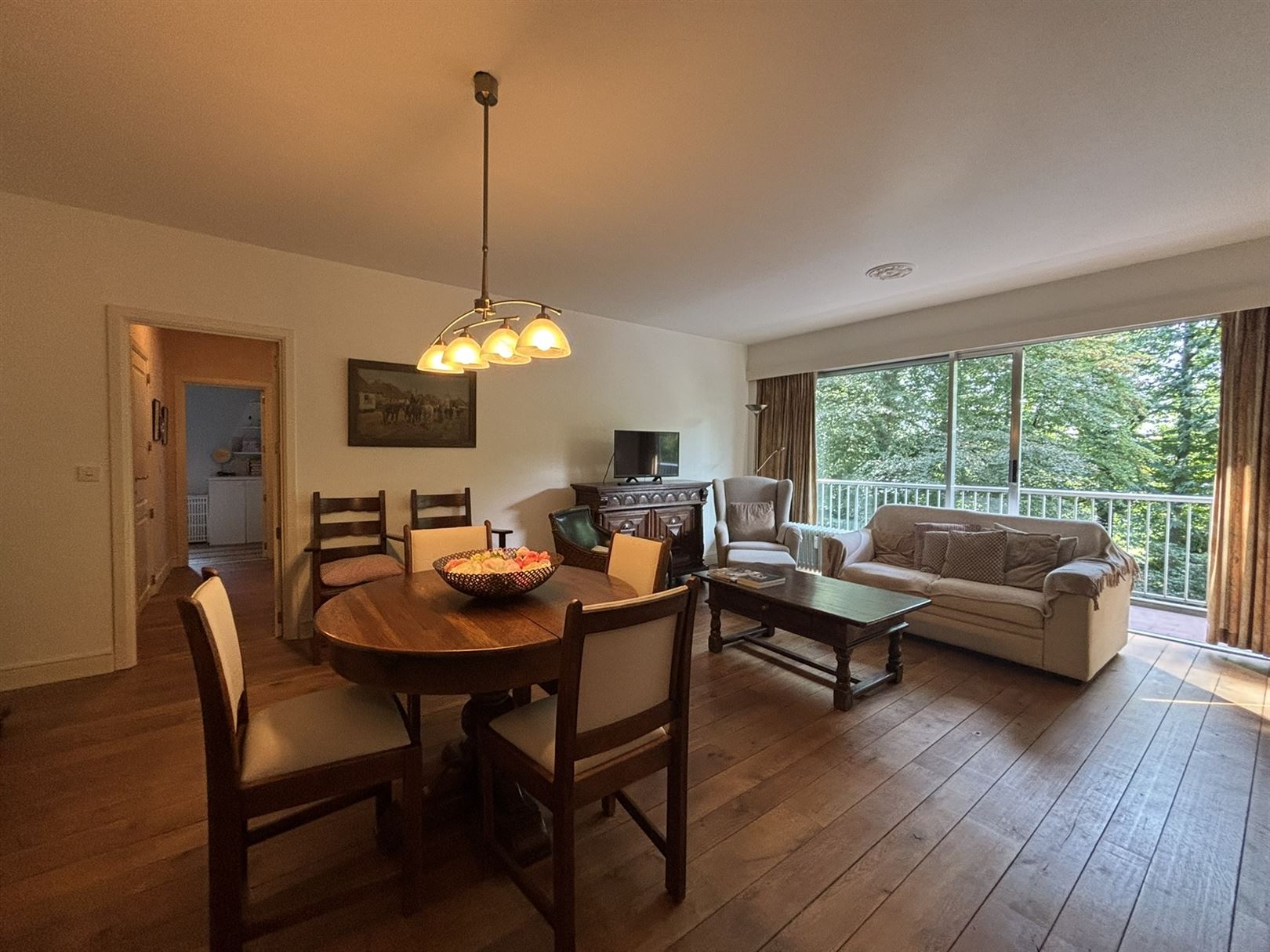 Appartement met 2 slaapkamers in goed onderhouden gebouw! - foto 2