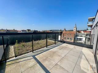 LAATSTE 8 APPARTEMENTEN! Residentie Obelisk bestaat uit 37 luxueus afgewerkte appartementen met alle modern comfort, die telkens beschikken...