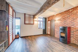 ENGHIEN - We Invest vous propose cette fermette 4F de caractère, bâtie au début du siècle dernier et rénovée avec soin au fil des années. Elle...