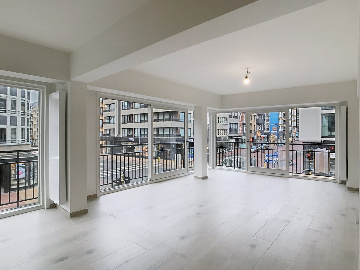 High-quality finished apartment in a prime location! - photo 3