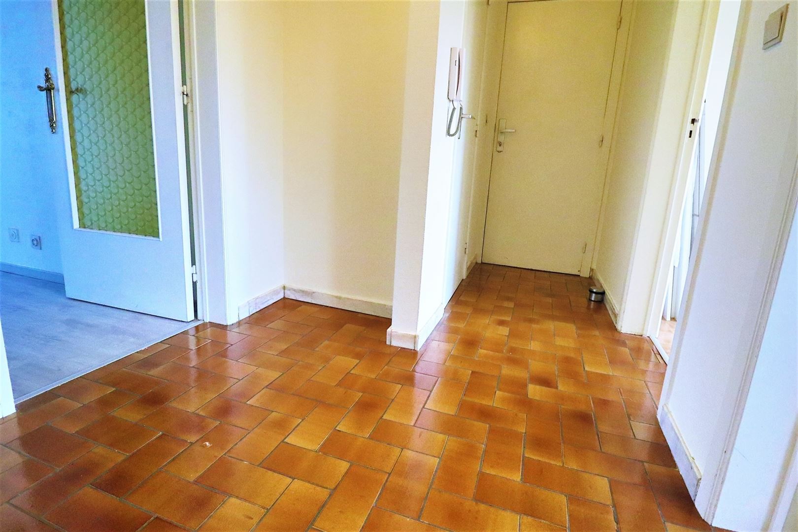 Appartement à louer à Courtrai avec 2 chambres - photo 2