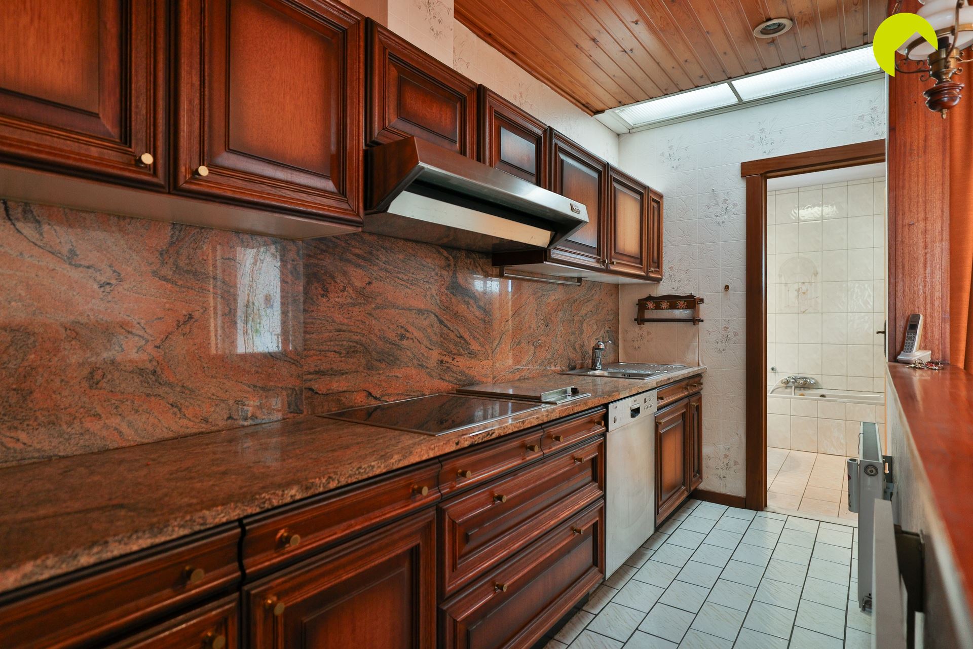 Woning met garage en zonnige tuin  - foto 4