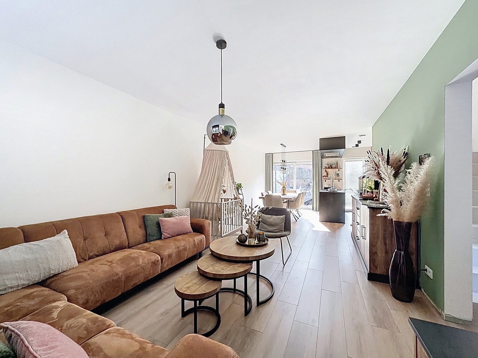 Recente, Instapklare HOB met 4 SLPK, Garage én Tuin! - foto 2