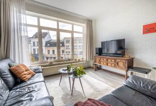 Dit charmante appartement op de Paleisstraat 82 in Antwerpen biedt een comfortabele woonervaring met twee slaapkamers en een gunstige EPC-score...