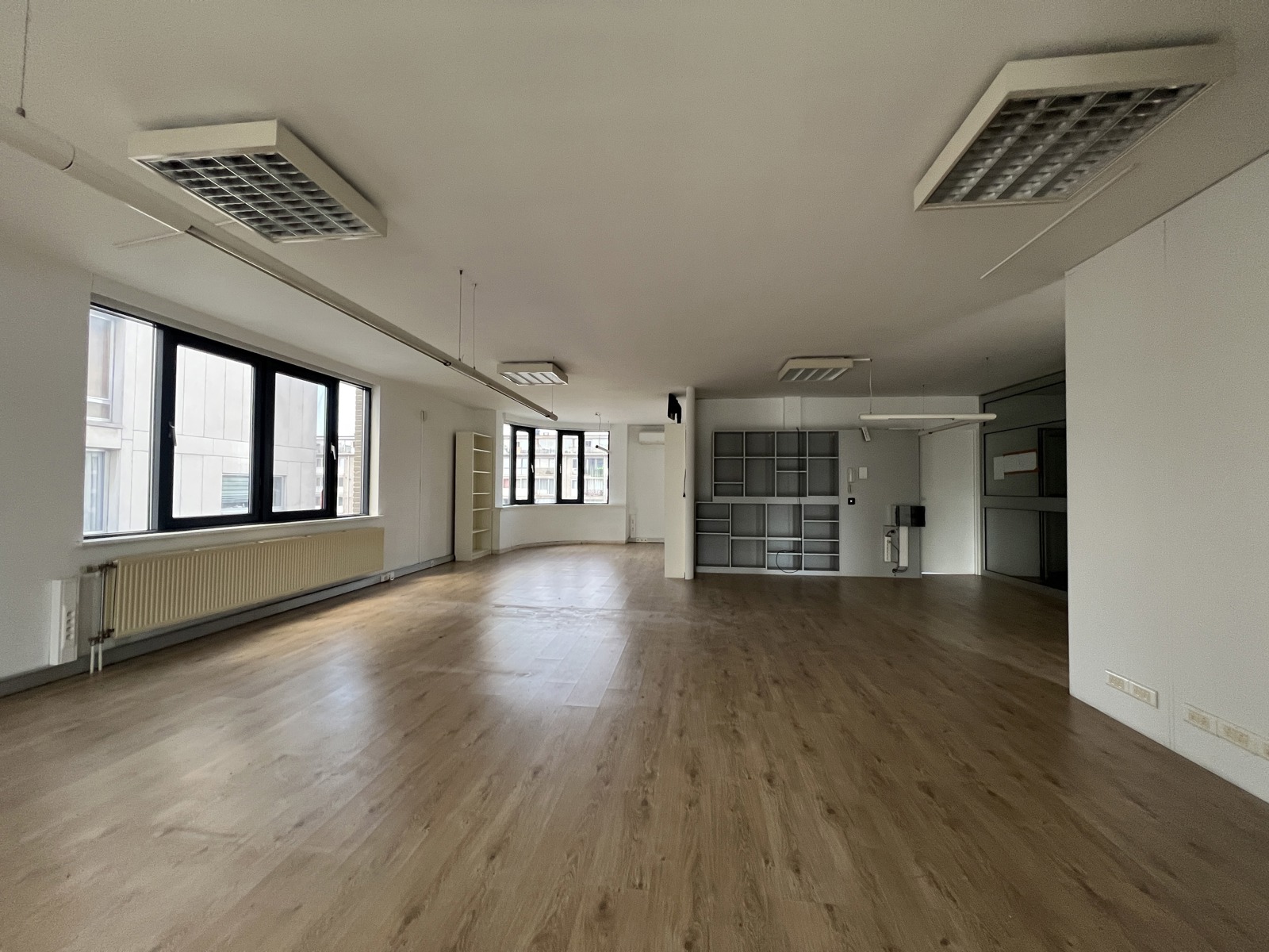 Commercieel te koop in Antwerpen - foto 4