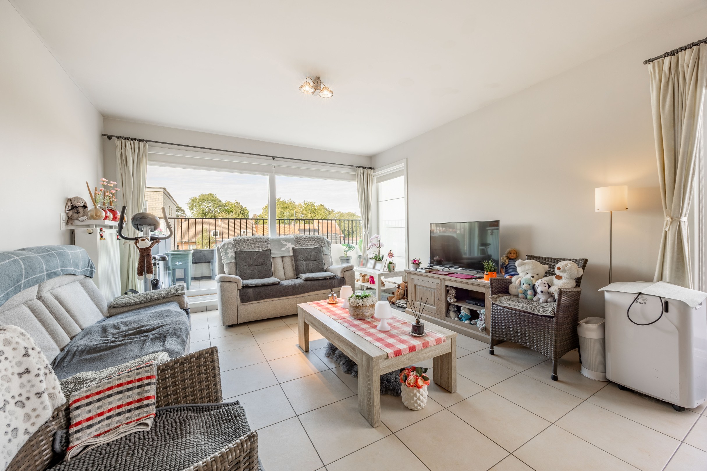 Apartment for rent in Zwevegem with 2 bedrooms - photo 2