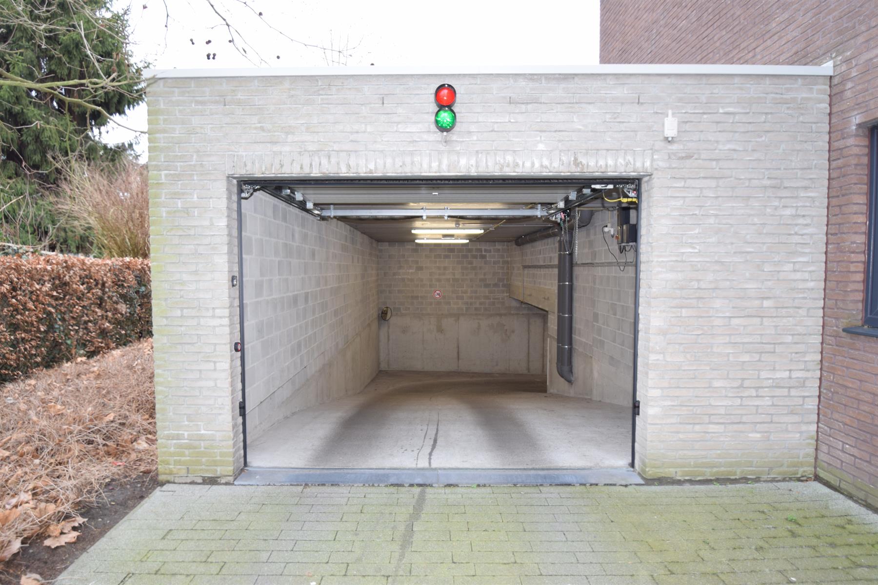 12 Ondergrondse staanplaatsen in Residentie Rodelinde/ Winterlinde/ Steenlinde en Leilinde.  - foto 3