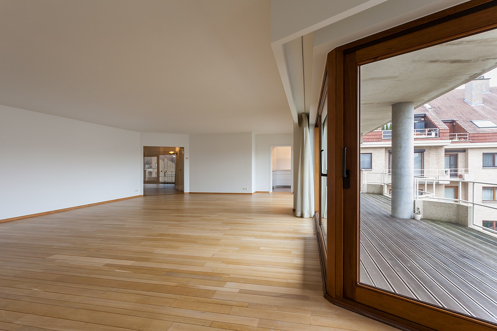 Ruim appartement met terras - foto 4