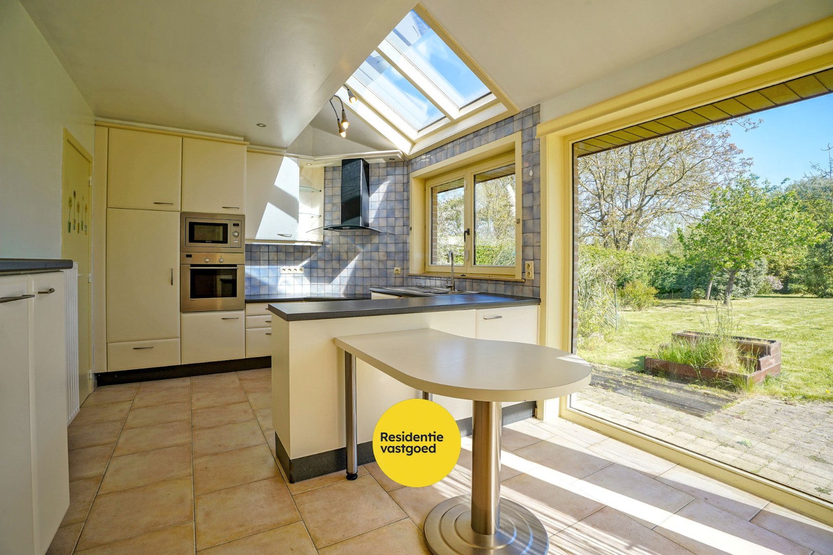 House for sale in Koksijde with 5 bedrooms - photo 5