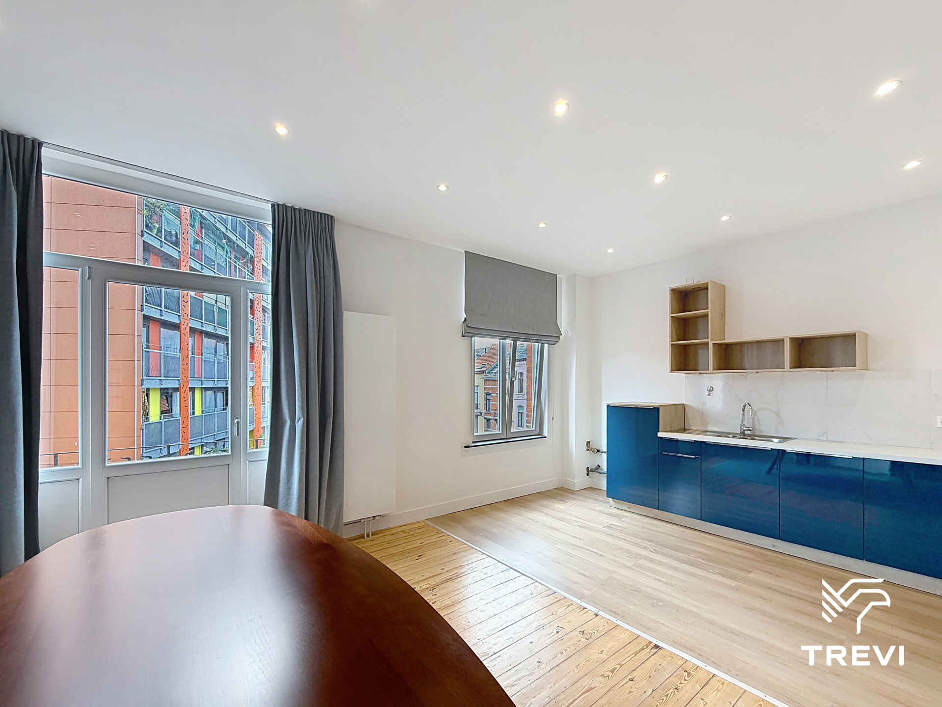 Charmant, onlangs gerenoveerd appartement met 2 slaapkamers - foto 5
