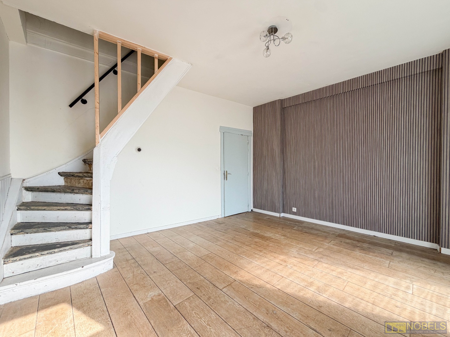 Te koop, perfect onderhouden starterswoning / opbrengsteigendom te Outrijve (Avelgem) - photo 5