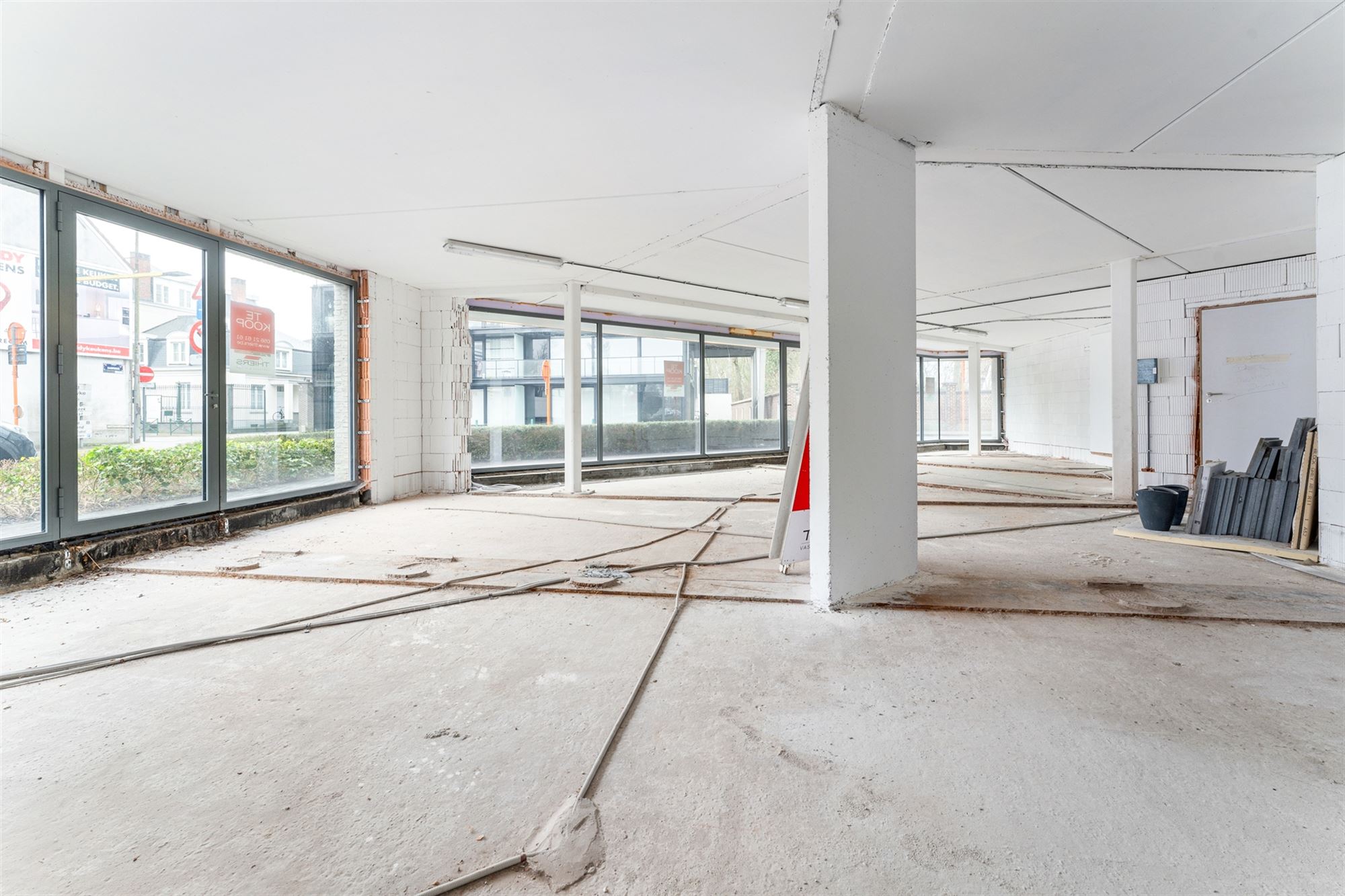 Commerce - Rez-de-chausée - photo 4