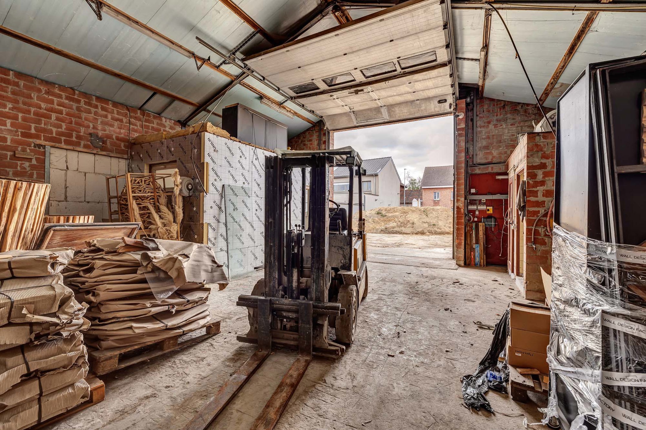 Te renoveren loods met bijhorende percelen - foto 5