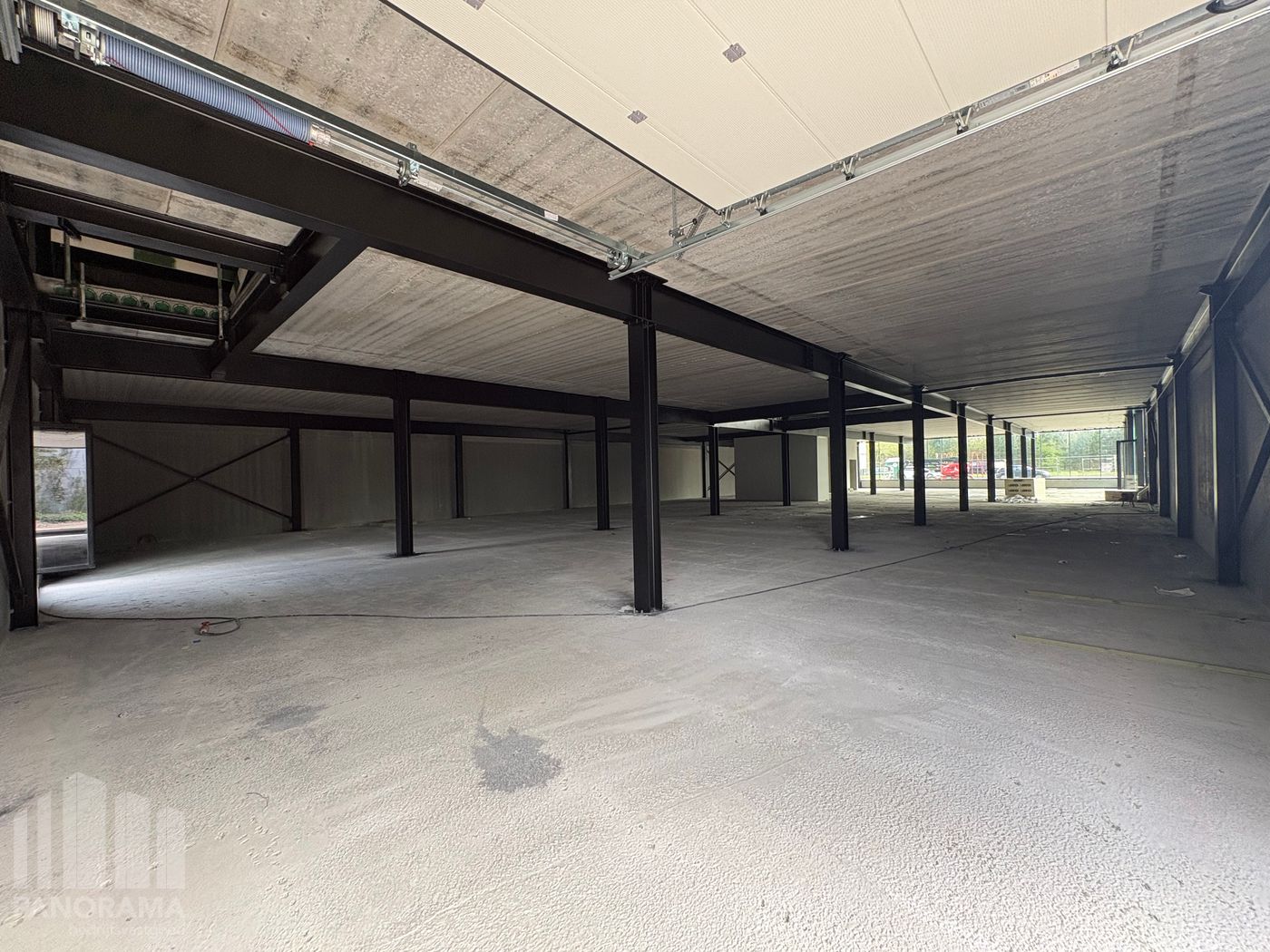 Commerciële ruimte van 1.870 m² met uitstekende visibiliteit - foto 5