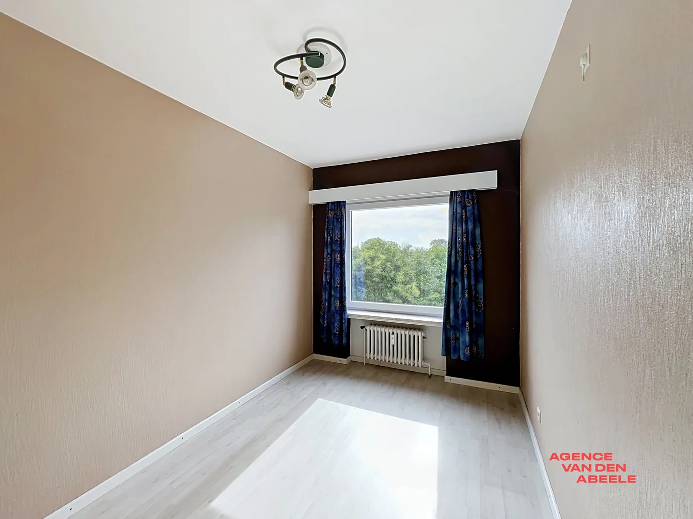 Centraal gelegen appartement met 3 slaapkamers en terras - foto 4