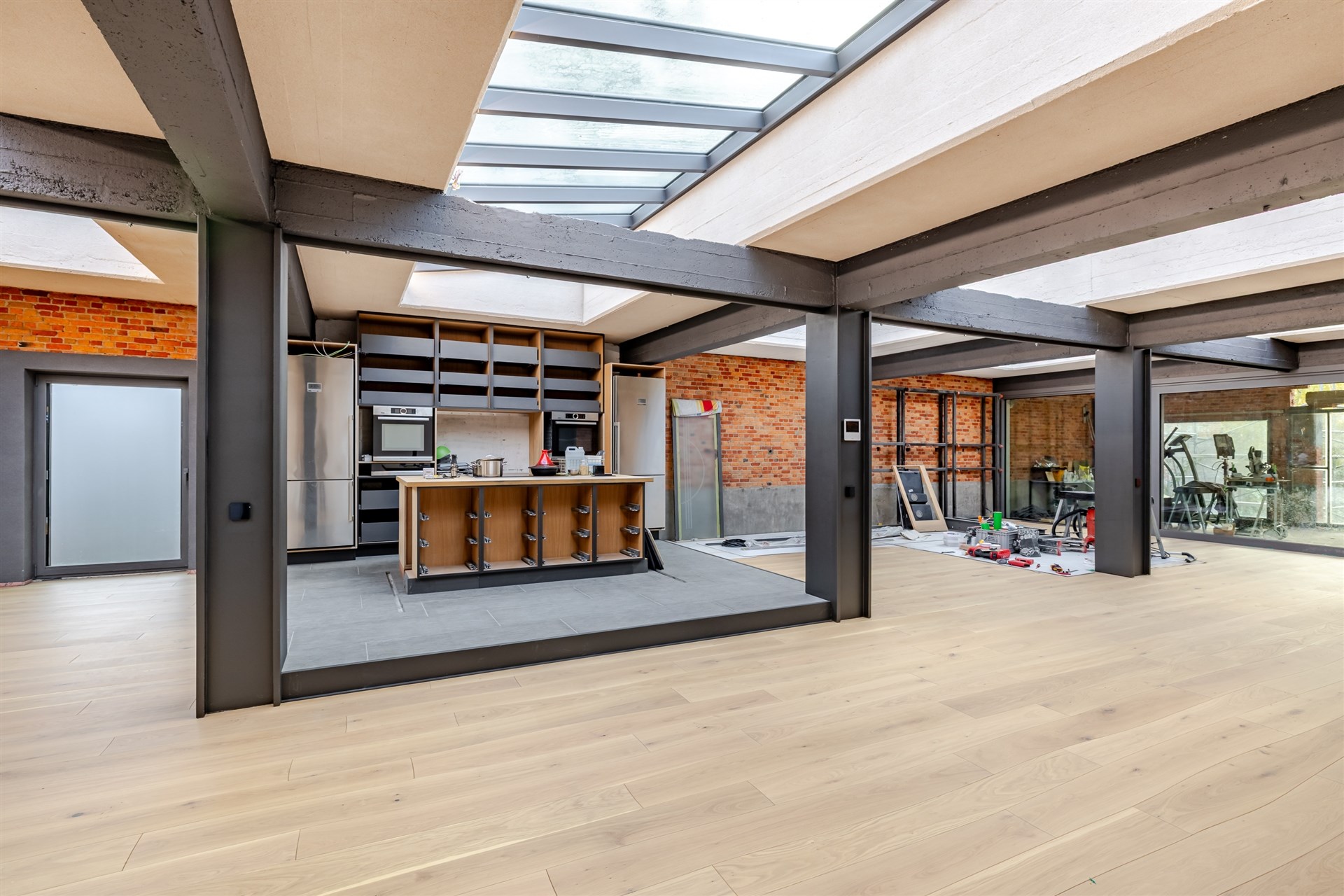 Unieke loft (290m²) met atelier, studio, tuin én magazijn (200m²) - foto 3