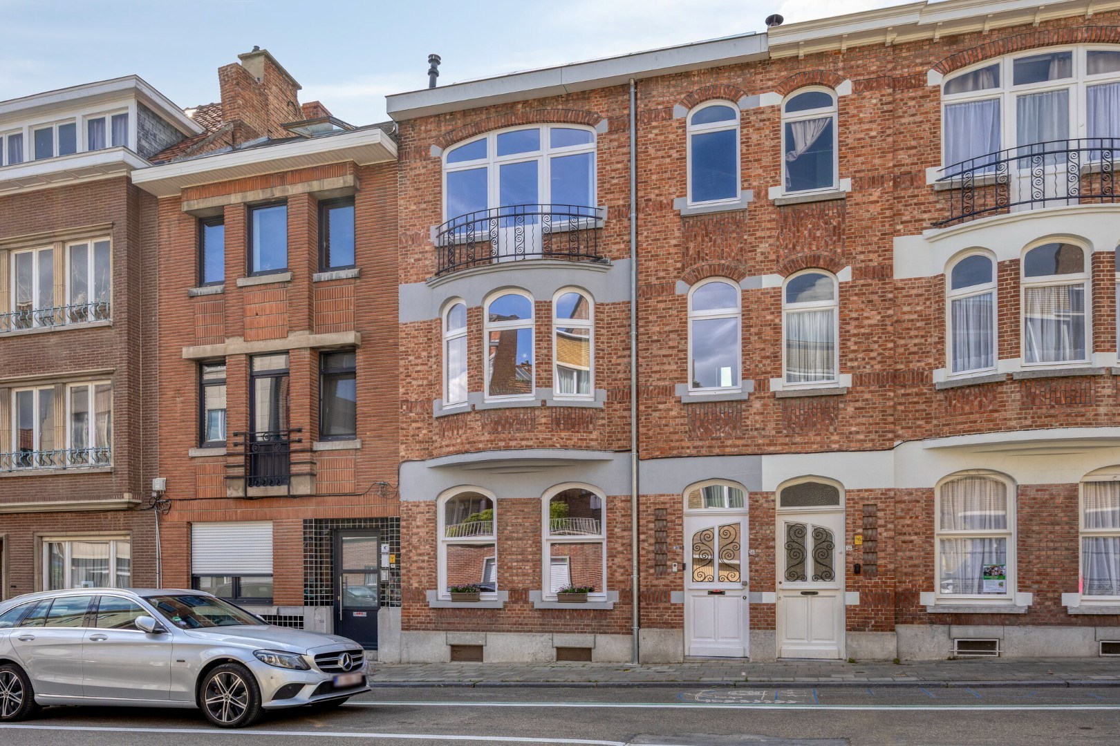 Prachtig herenhuis met 4 slaapkamers, 2 badkamers in Leuven centrum - EPC 77Kwh/m² - foto 2