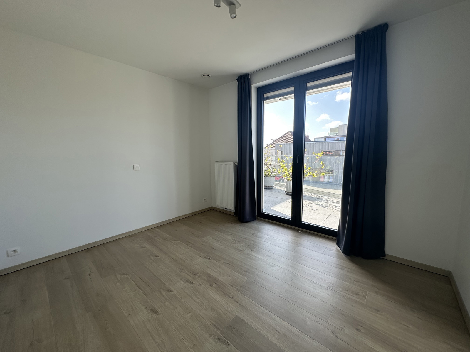 Modern appartement met garagebox en zonnig terras in Loppem - foto 5