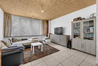 Instapklaar appartement met uitstekende energiescore (EPC A) gelegen in de Savooistraat 33 te Ninove. Dit lichtrijke appartement is momenteel...