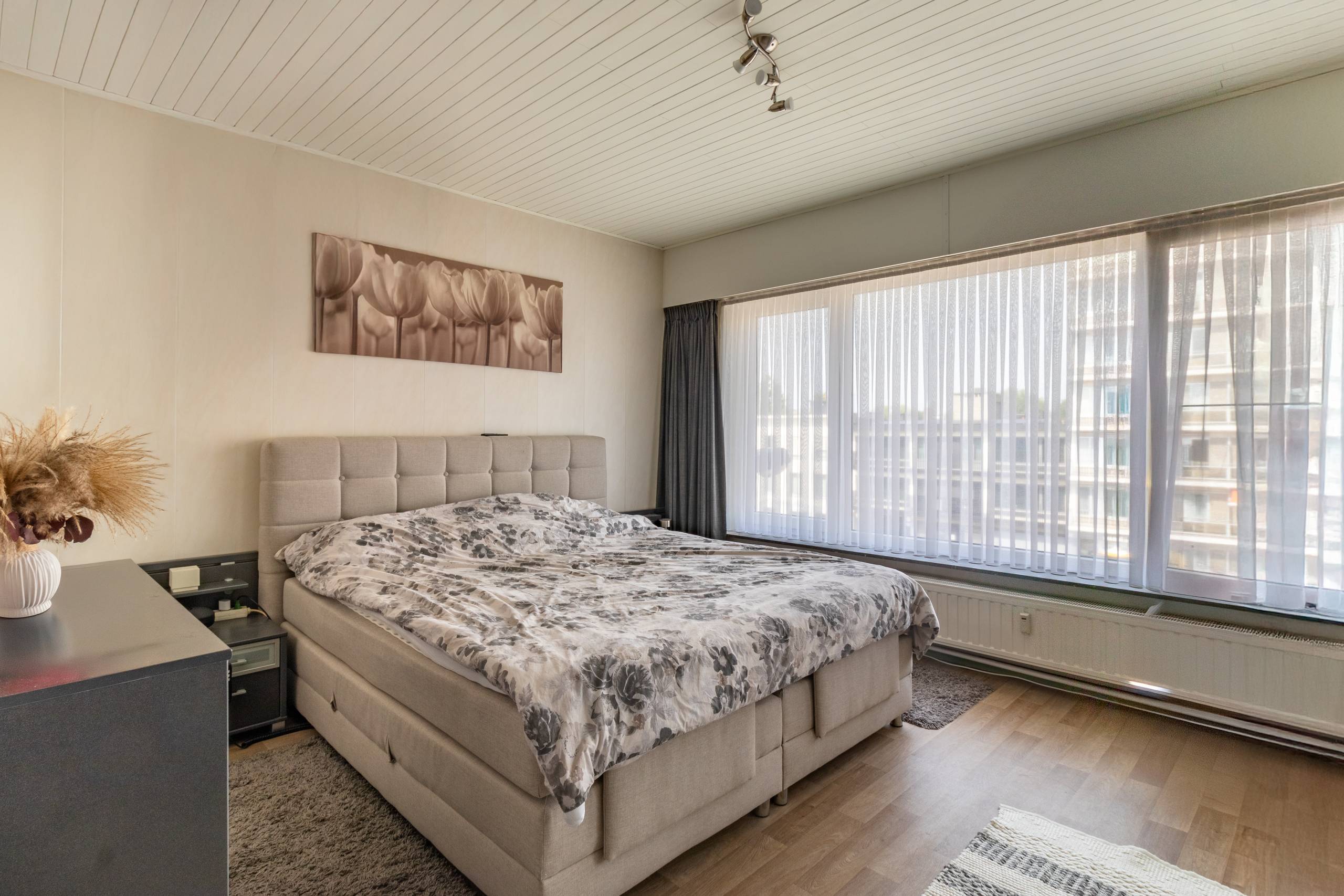 Ruim appartement met twee slaapkamers en terras - foto 5