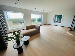 Damme, vlakbij Moerkerke Tot in de puntjes LUXUEUS gerenoveerde ENERGIEZUINIGE open bebouwing , alles op het gelijkvloers