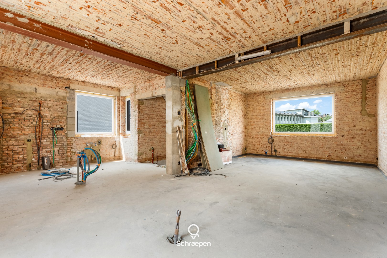 Gezinswoning met handelsruimte op zuidelijk georiënteerd perceel van 7,5 are te Kiewit! - foto 2