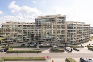 Gemeubeld appartement met groot zonneterras en open zicht in Nieuwpoort. Dit prachtig gemeubeld appartement is gelegen op een toplocatie in...