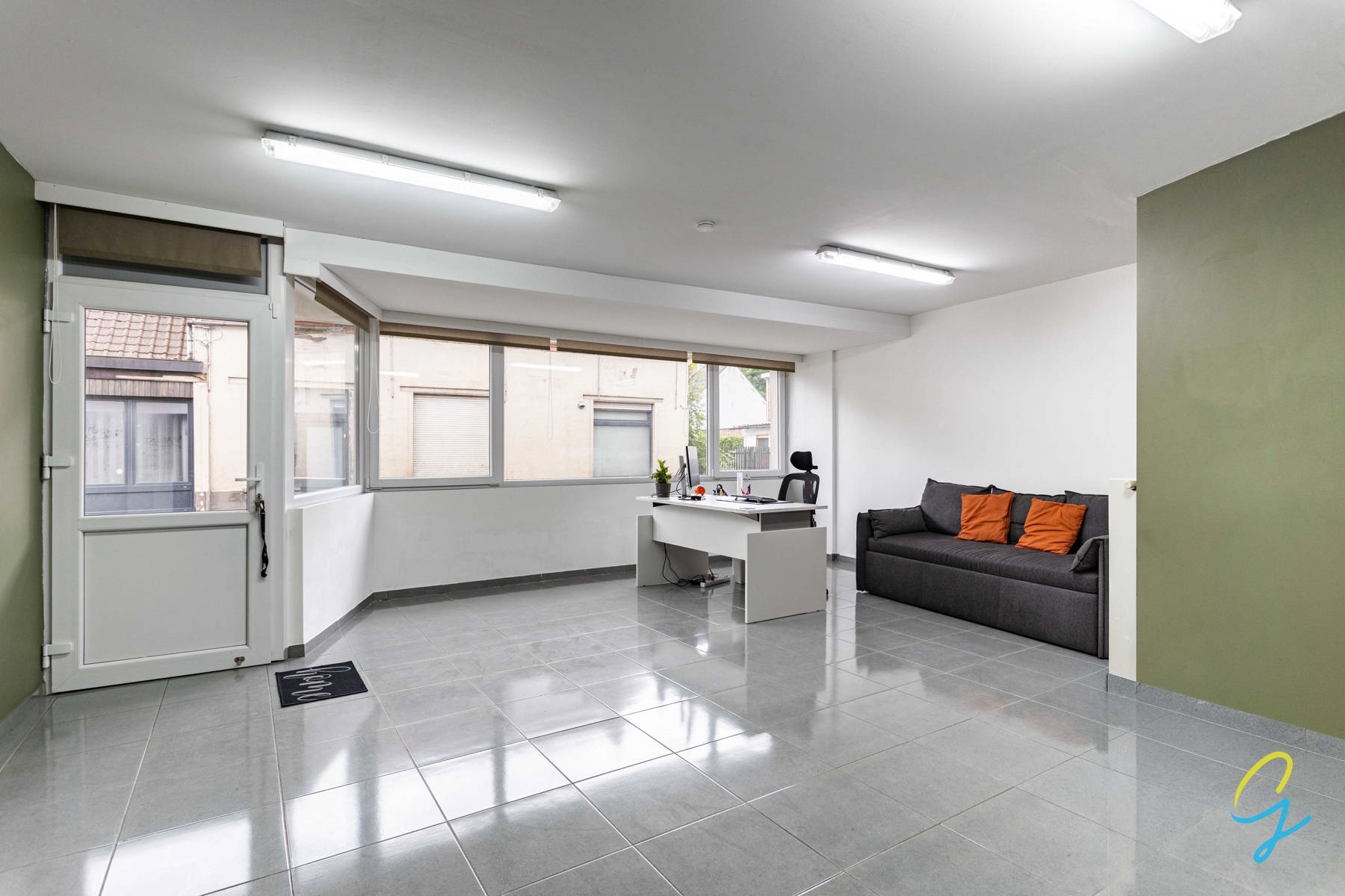Huis met commercieel gelijkvloers te Berlare - foto 4