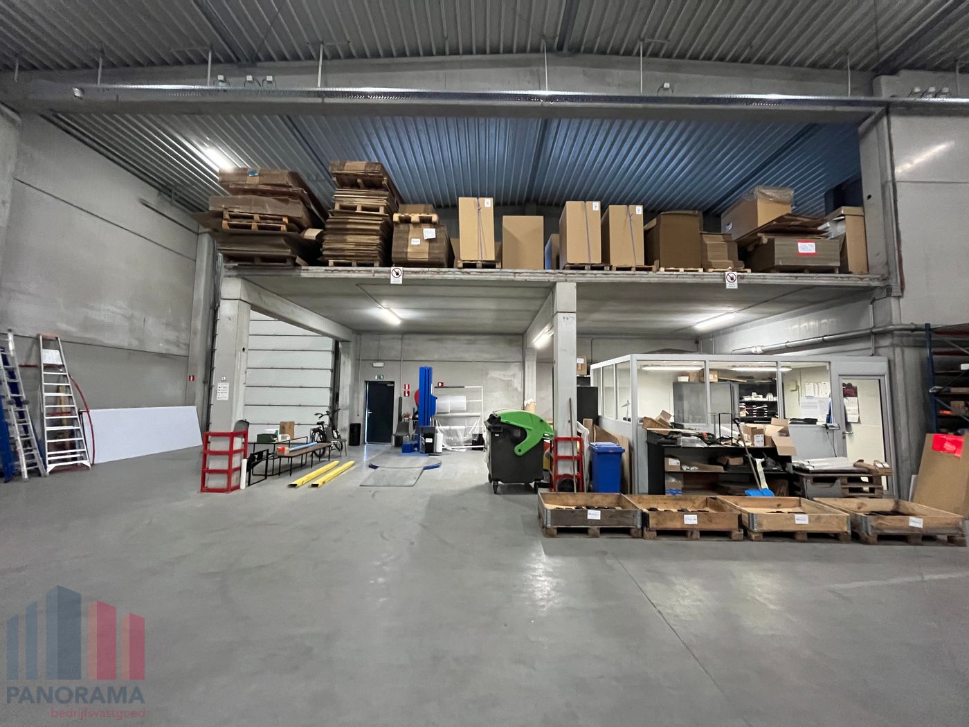 Functioneel magazijnruimte van 966 m² met mezzanine vlakbij de E17 - foto 5
