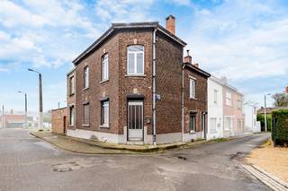 Contact agence : Informations et visites auprès de Thomas Pirquet au 071/15.87.87Votre agence immobilière We Invest Charleroi & En Fagne vous propose...