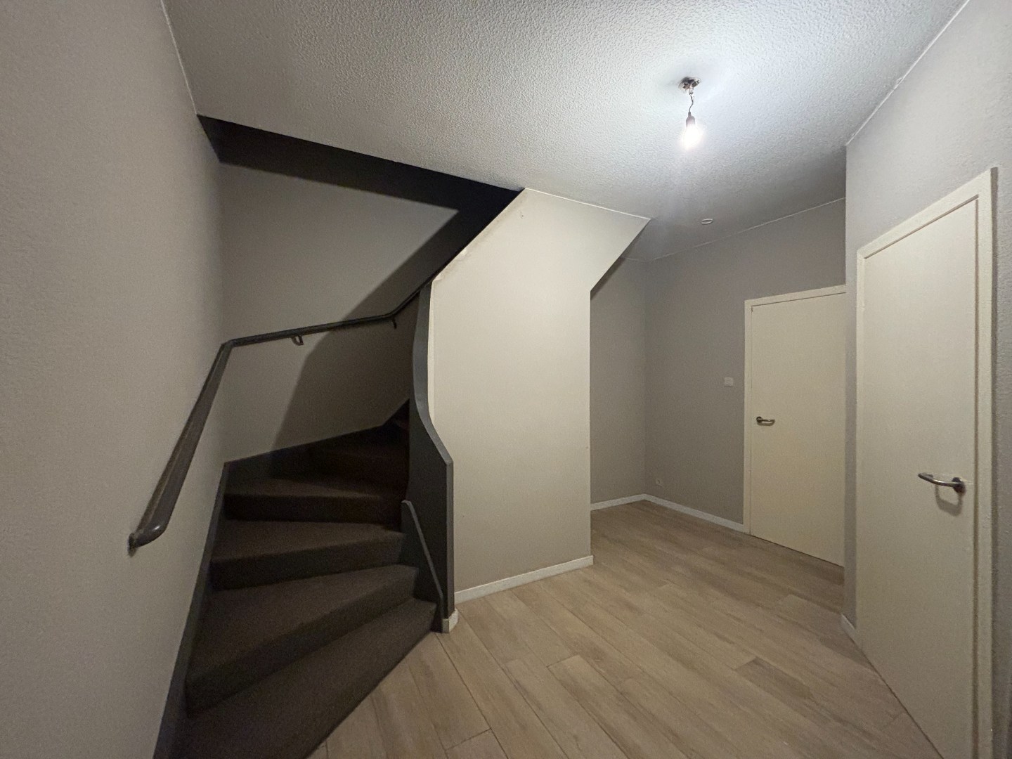 Duplex-appartement met 1 slaapkamers te huur in Mol! - foto 2