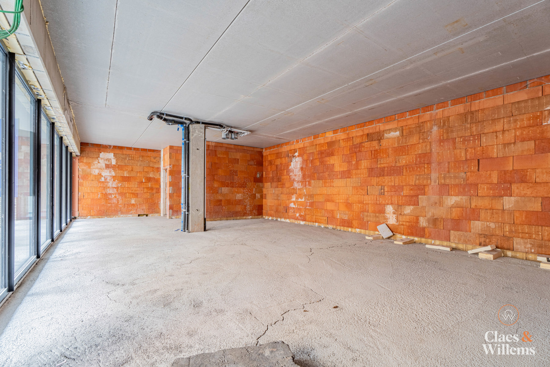 Commercial for sale in Halle - photo 5