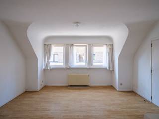 Cet appartement spacieux au 2ème étage d'une petite résidence à Drongen est idéal pour ceux qui recherchent un environnement de vie confortable...