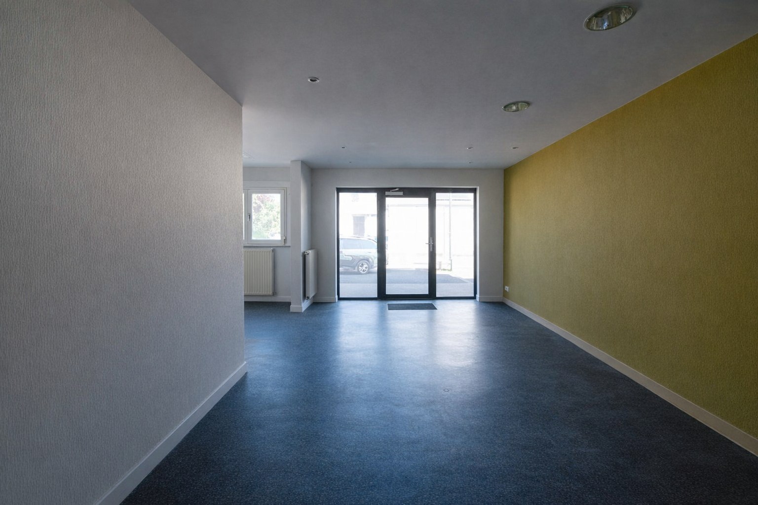 Duffelsesteenweg 84 - Commercieel Gelijkvloers met Sterke Visibiliteit te Kontich - foto 2