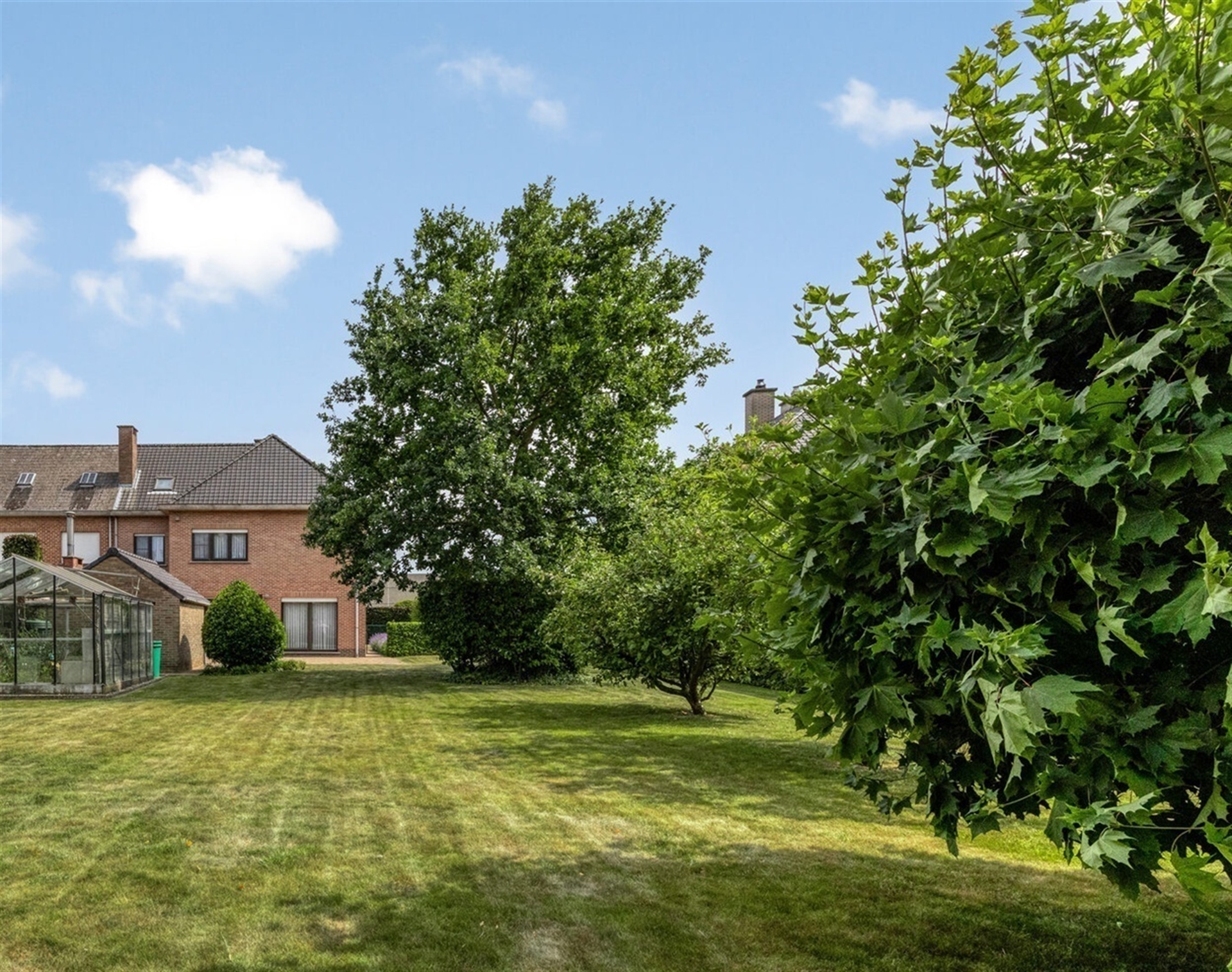 Woning met 4 kamers op terrein van 11a49ca - foto 3