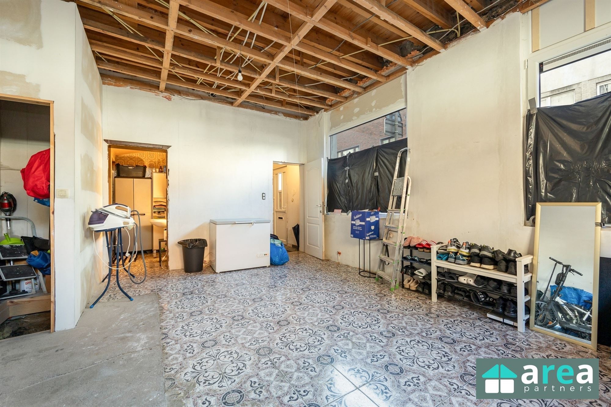 Handelspand met woonst op centrale locatie! - foto 4