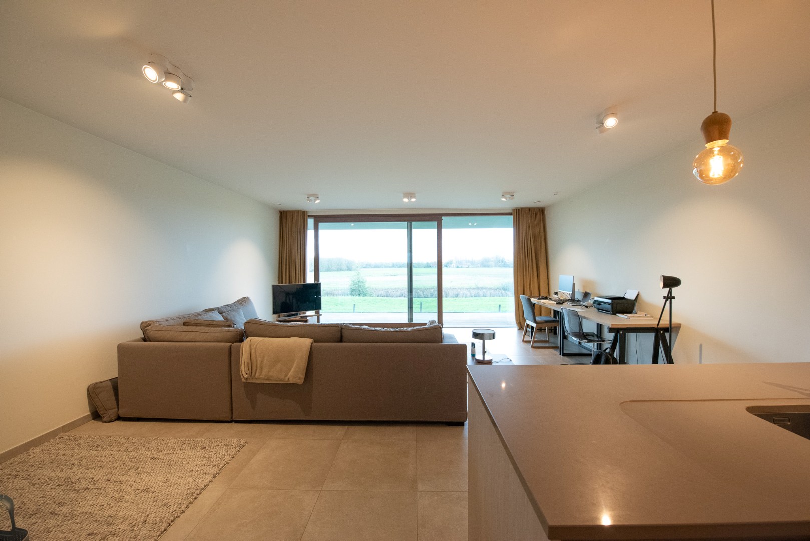 Apartment for rent in Sint-Baafs-Vijve with 2 bedrooms - photo 4