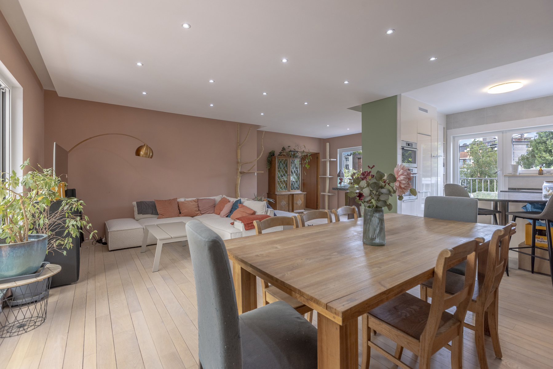 Appartement à vendre à Berchem-Sainte-Agathe avec 2 chambres - photo 1