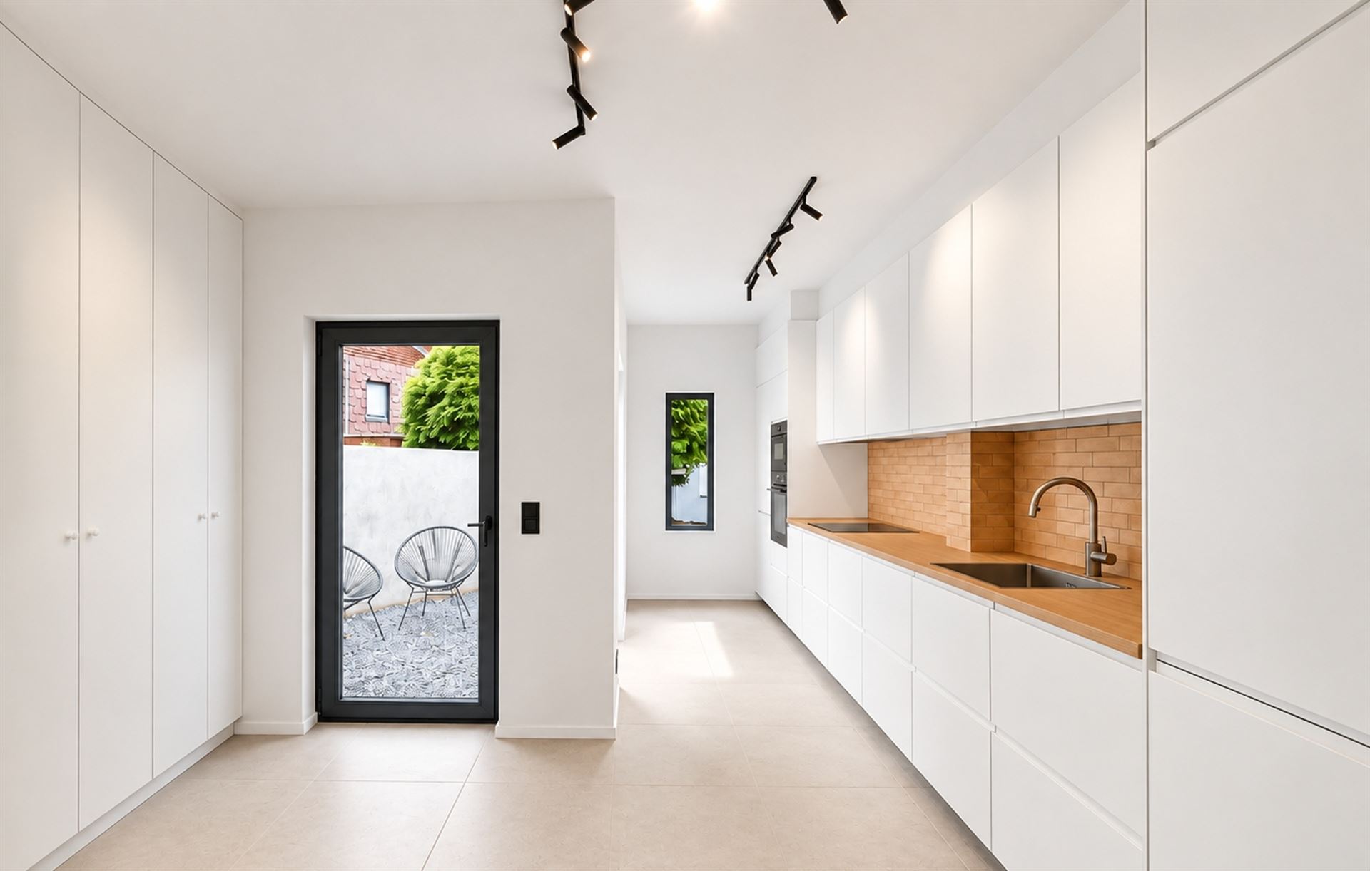 Gerenoveerde woning met 3 slpks en zij-ingang - foto 5